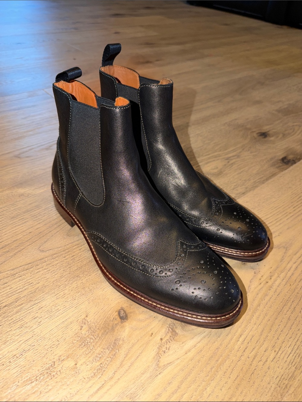 Johnston and Murphy Men's Black Leather Wingtip Chelsea Boots